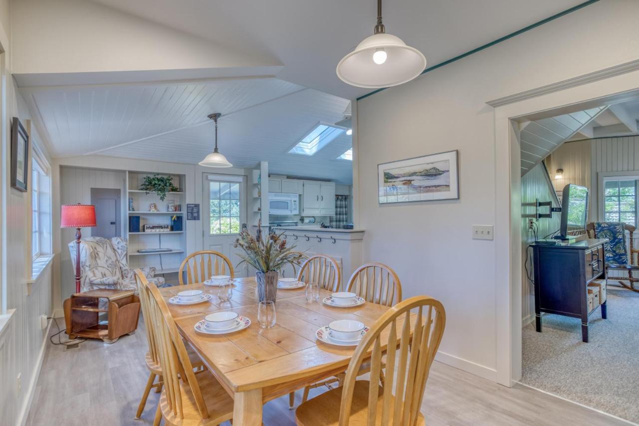 The Sea Knoll Villa Seaside Bagian luar foto
