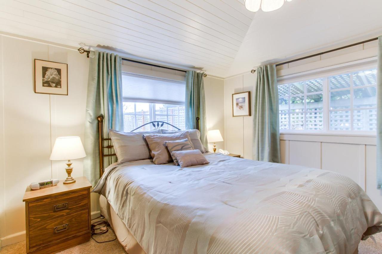 The Sea Knoll Villa Seaside Bagian luar foto